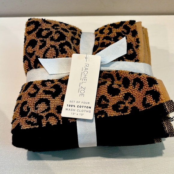 Rachel Zoe Leopard Cheetah Animal Print Face Cloth - Picture 1 of 2